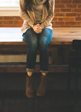 Simple Yet Stylish Women’s Boots for Valentine’s Day