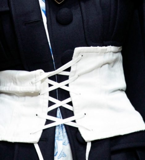 What If I told you this new trend will slim your waist?